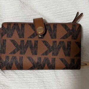 Michael Kors Tan Leather Wallet with Gold Accents